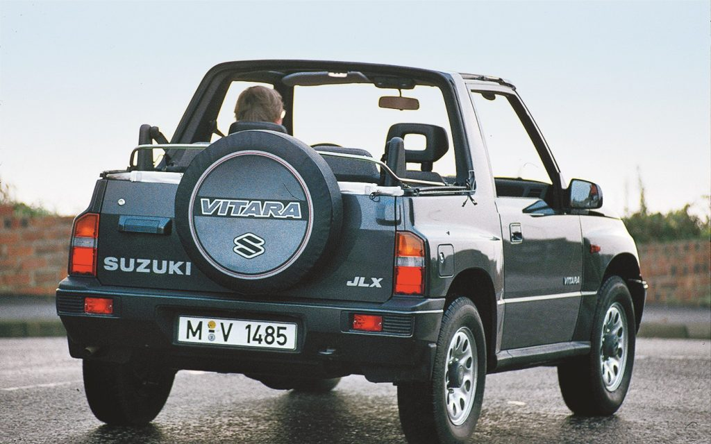  SUV vai kabriolets? Suzuki Vitara ir daudz talantu.