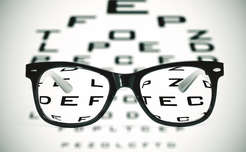 Uneori vederea este minus 10. Ce se întâmplă dacă nu porți ochelari de vedere?