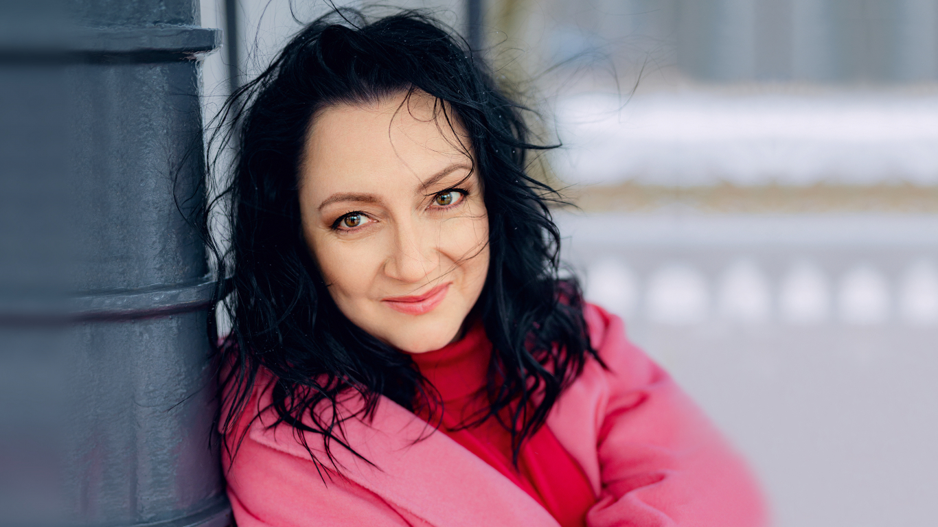 Aktrise Sandra Kļaviņa: Laikam es arī vairs nespēju līdz galam uzticēties…  — Santa