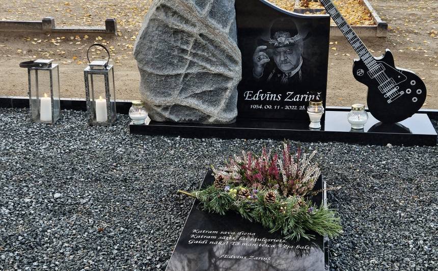 Edvīna Zariņa piemiņas vieta Ķīķerkalna jaunajā kapsētā.