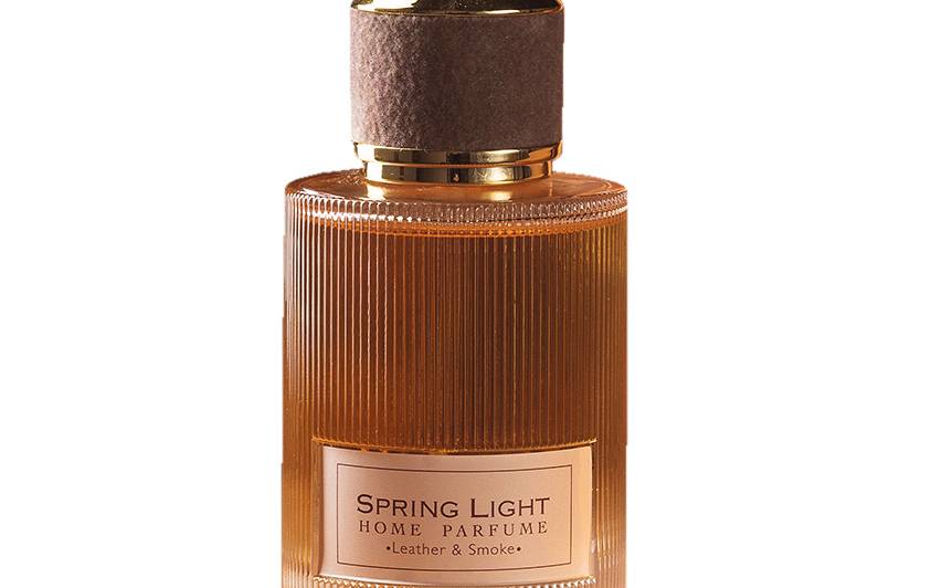 SPRING LIGHT parfīms mājas tekstiliem 100 ml, 110 €, spring-light.co, veikalā Grenardi t/c Spice 