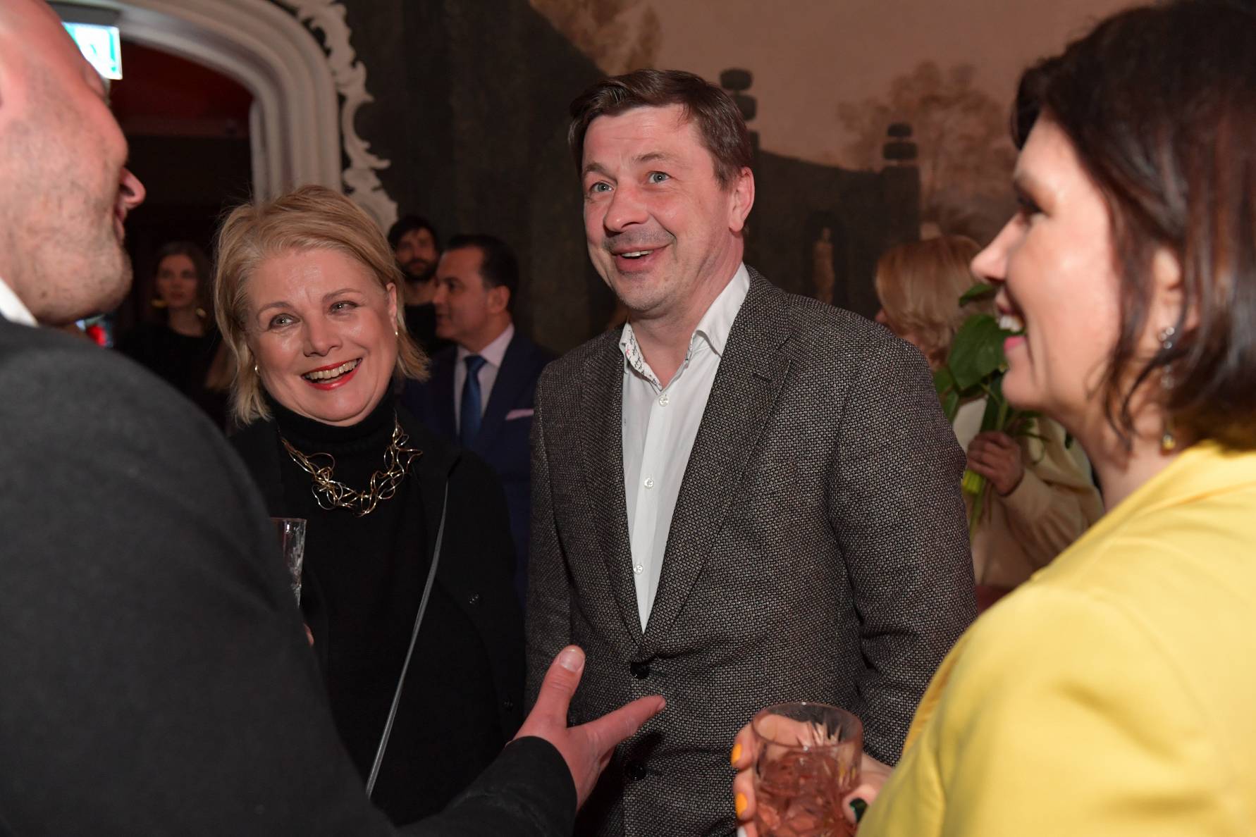 Režisore Antra Cilinska atklāj, kā viņu savaldzināja aktieris Egons Dombrovskis — Santa