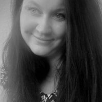 Ina Ķenģe